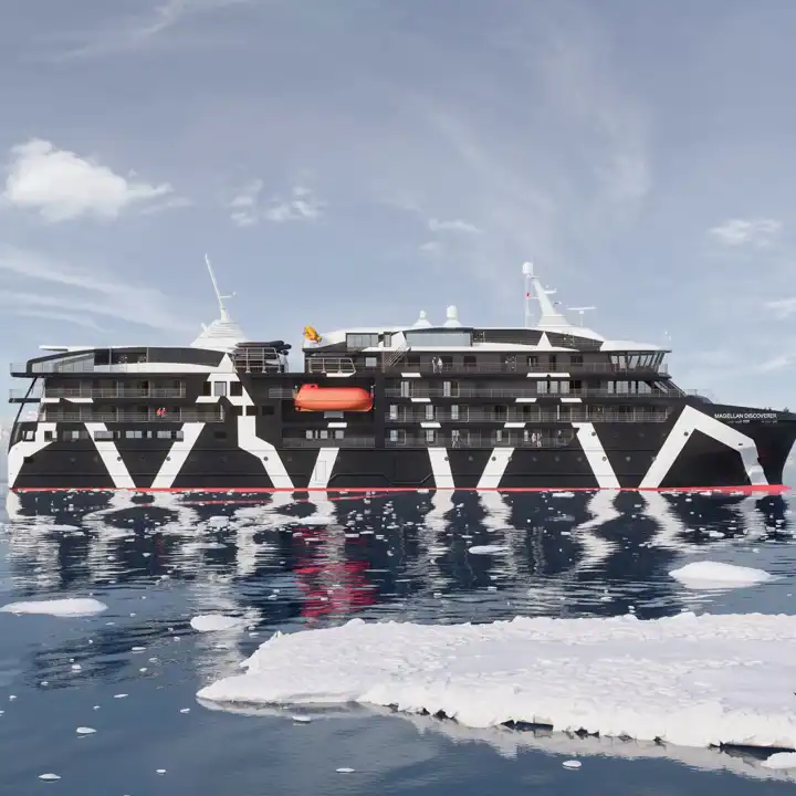 Magellan Discoverer